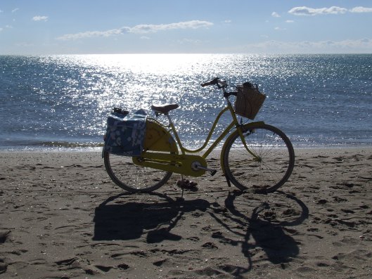 yellow-bicycle-beach
